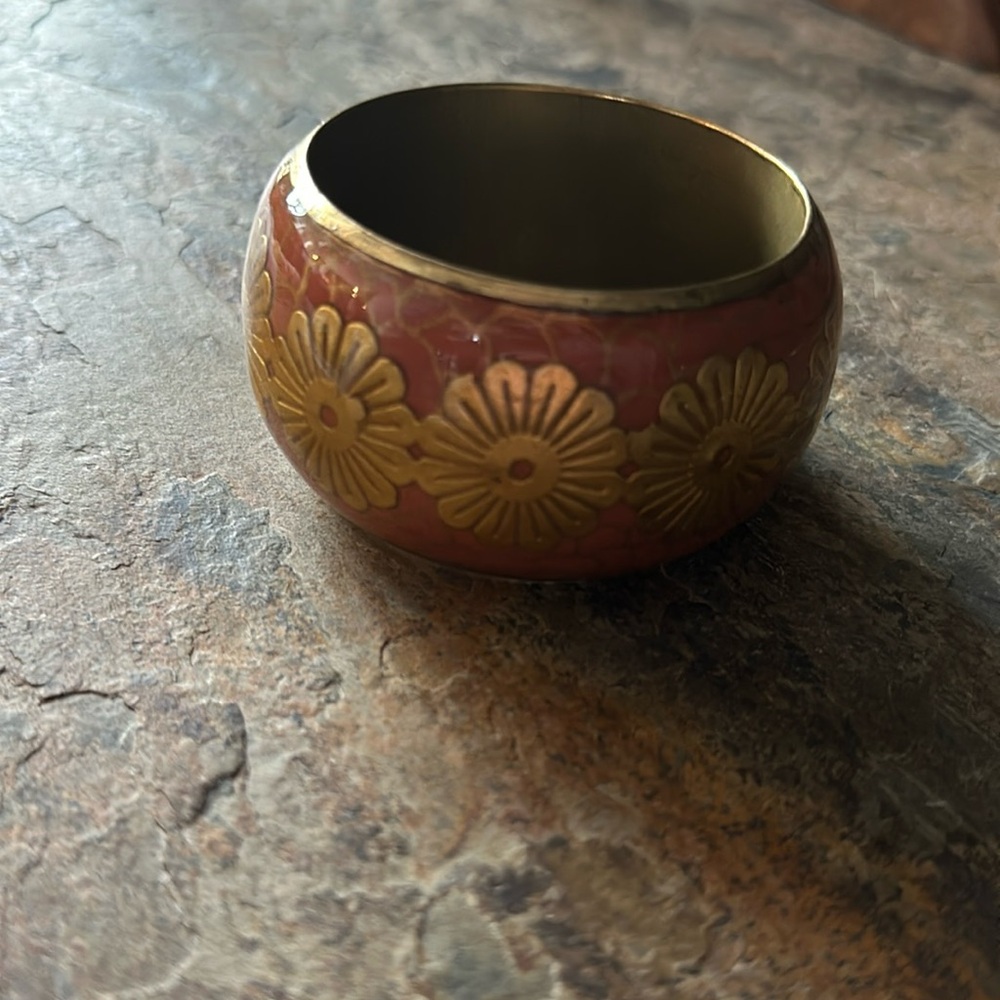 Rose and gold floral bracelet